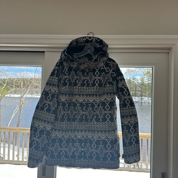 Burton dry ride Gortex living lining shell. - Picture 7 of 9